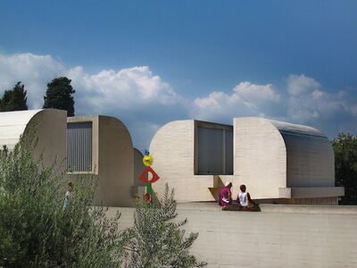 Joan Miró Stichting, terras