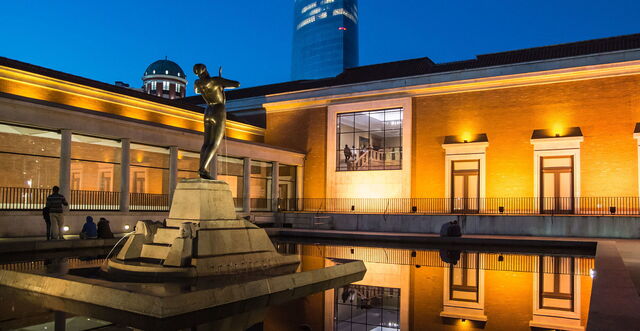 Museo de Bellas Artes de Bilbao, buitenkant