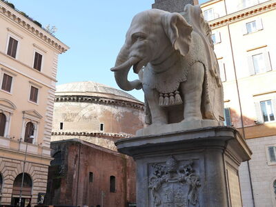 Bernini's Olifant en Obelisk
