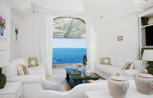 Villa Ribes, review