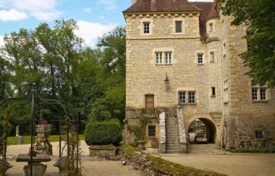 Le Vieux Château, buitenkant