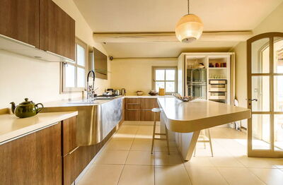 Villa Franca Roc, keuken