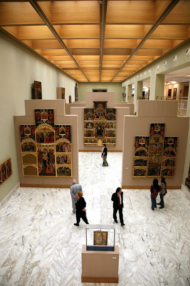 Museu de Belles Arts de València, binnenkant