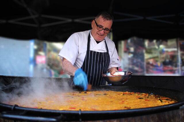 Voorbereiden van paella