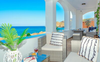 Villa Vorios, terras