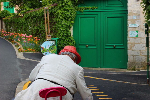 Een kunstenaar aan het werk in Giverny