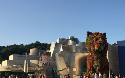 Koons' Puppy bij het Bilbao