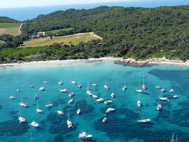 Boten in de zee bij Porquerolles