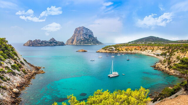 Kustlijn van Ibiza
