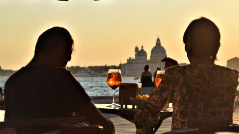 Genieten van een spritz in Venetië