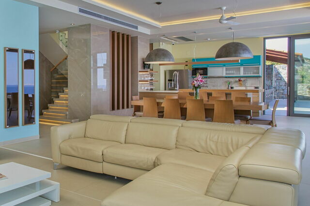 Amfitriti Luxury Villa, woonkamer
