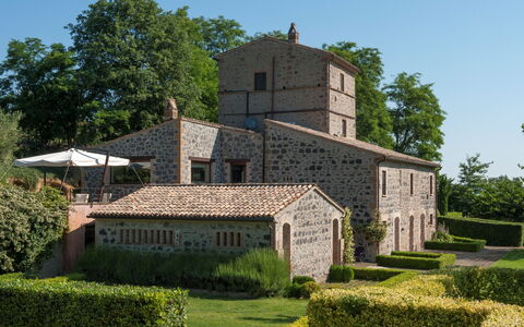 Casale Porano: Eigendom, Huis, Landgoed, Gebouw, Huis, Onroerend Goed, Architectuur, Verblijf, Woongebied, Boom