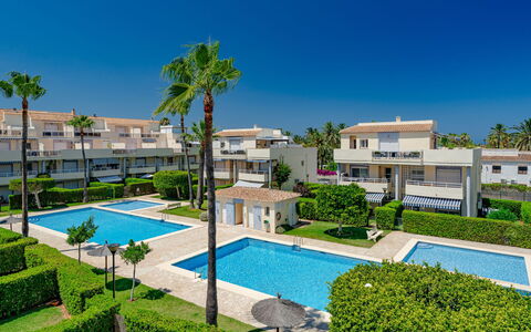 Jardines de Dénia Iii: Appartement, Condominium, Gemengd Gebruik, Hotel, Balkon