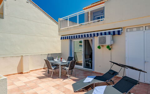 Jardines de Dénia Iii: Appartement, Condominium, Gemengd Gebruik, Hotel, Balkon