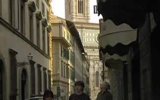Appartamenti a Firenze: Straat,  Dorf\, Architectuur, Gebouw, Buurt, Middeleeuwse Architectuur, Infrastructuur, Steeg, Stad