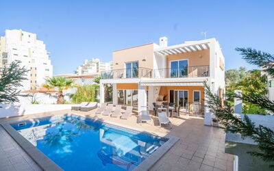 V4 Alvor 21 - 4 Bedroom Villa W Private Pool, Game