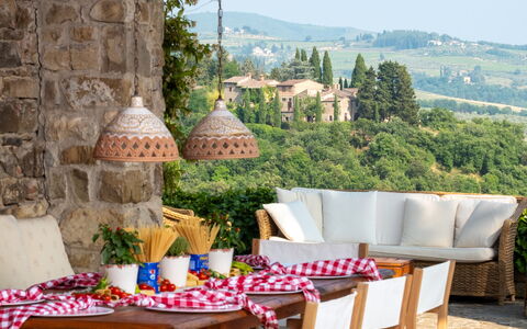 Villa Le Corti: Meubilair, Tafel, Buitenmeubels, Stoel, Buitentafel, Linens, Voedsel, Tafelkleed, Keuken En Eettafel, Patio