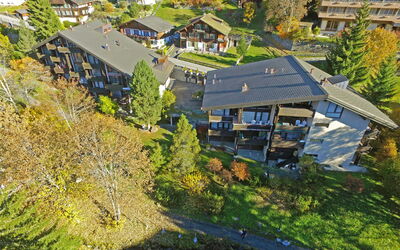 Wengen 59: Fabriek, Gebouw, Dag, Natuur, Vegetation, Natuurlijk Landschap, Land Lot, Venster, Stedelijk Ontwerp, Huis