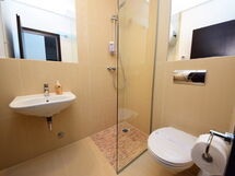 Accommodatie:&nbsp;Molo Lozna 104.3