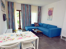 Accommodatie:&nbsp;Molo Lozna 104.3