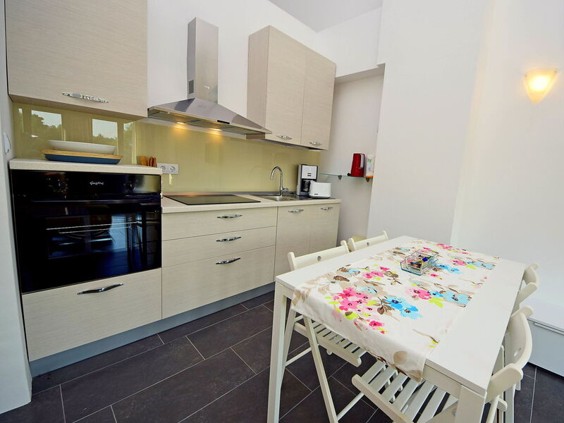 Accommodatie:&nbsp;Molo Lozna 104.2