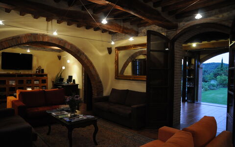 Villa Di Seripa: Eigendom, Gebouw, Kamer, Interieur Ontwerp, Plafond, Verlichting, Onroerend Goed, Architectuur, Huis, Landgoed
