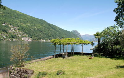 Patrizierhaus Roncaioli - Brusino Arsizio, Ticino, Zwitserland