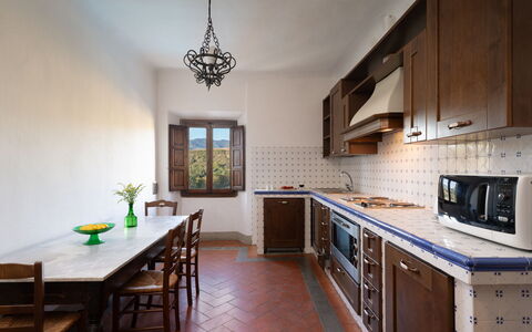 Villa Sieve: Interieur Ontwerp, Hout, Flooring, Meubilair, Keuken, Kamer, Verdieping, Countertop, Huis, Cabinetry