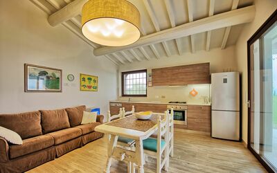 Fornace 2: Kamer, Eigendom, Meubilair, Interieur Ontwerp, Plafond, Gebouw, Woonkamer, Verdieping, Tafel, Huis