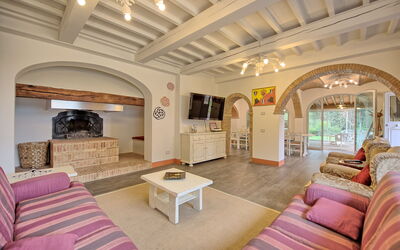 Padronale: Eigendom, Kamer, Meubilair, Interieur Ontwerp, Gebouw, Woonkamer, Plafond, Onroerend Goed, Huis, Landgoed