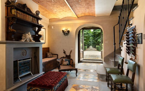 Villa Paola: Meubilair, Interieur Ontwerp, Muur, Flooring, Hout, Verdieping, Verlichting, Woonkamer, Stoel, Huis