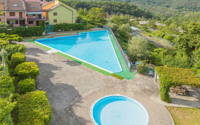 Pignone 100: Zwembad, Badplaats, Eco Hotel, Toevlucht, Villa