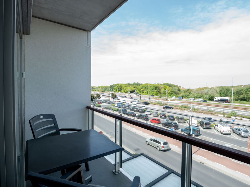 Lautrec 304 with Balcony