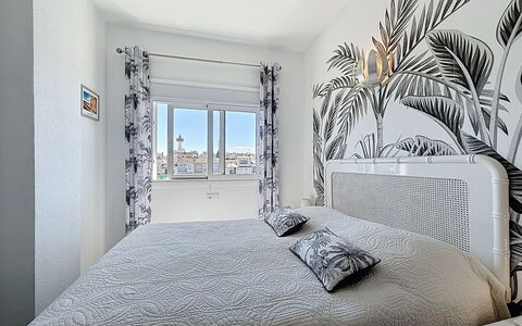 Empuriabrava 134: Interieur Ontwerp, Slaapkamer, Bed, Meubilair, Verdieping, Textiel, Bedding, Laken, Flooring, Huis
