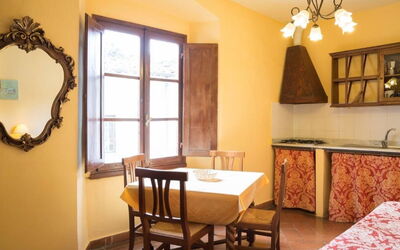 Belvedere 7: Kamer, Eigendom, Eetkamer, Interieur Ontwerp, Meubilair, Gebouw, Geel, Tafel, Onroerend Goed, Huis