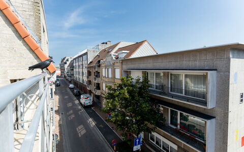 Bredene 711: Gebouw, Venster, Buurt,  Dorf\, Woongebied, Appartement, Architectuur, Stedelijk Ontwerp, Gemengd Gebruik, Doorgang