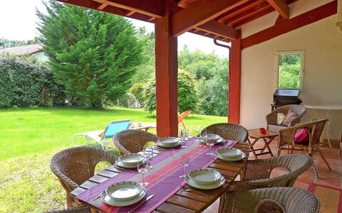 Eki Alde: Eigendom, Huis, Ontbijt, Kamer, Tafel, Veranda, Onroerend Goed, Gebouw, Vakantie, Patio