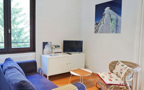 Le Cristal des Glaces: Kamer, Meubilair, Eigendom, Blauw, Interieur Ontwerp, Woonkamer, Huis, Gebouw, Verdieping, Slaapkamer