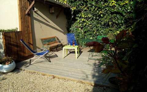 Bel Air: Eigendom, Backyard, Werf, Huis, Huis, Patio, Boom, Landscaping, Schuur, Tuin