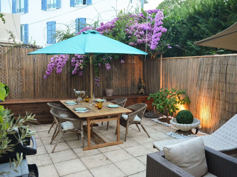 2 Bedroom Apt In Cannes
