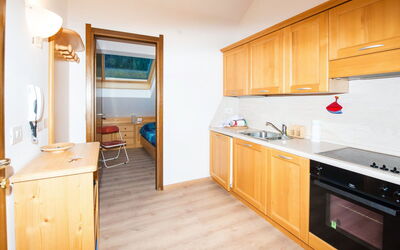 Enrosadira 710.7: Kamer, Eigendom, Keuken, Meubilair, Cabinetry, Countertop, Gebouw, Verdieping, Huis, Interieur Ontwerp