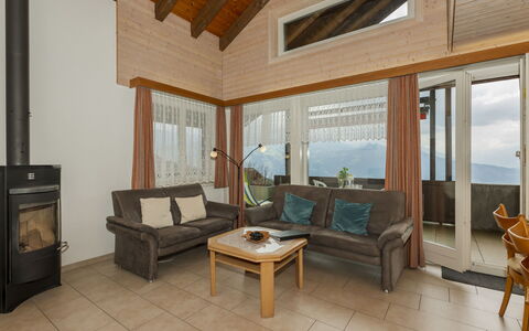 Rehli: Meubilair, Interieur Ontwerp, Hout, Plafond, Flooring, Verdieping, Bankstel, Kamer, Huis, Woonkamer