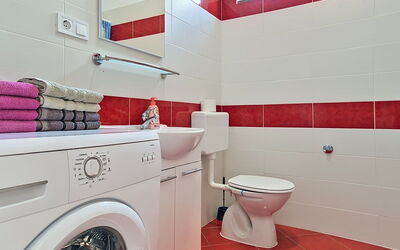Accommodatie:&nbsp;Ivan 107.3