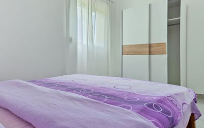 Accommodatie:&nbsp;Ivan 107.1