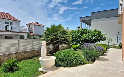 Trogir Okrug Gornji 314