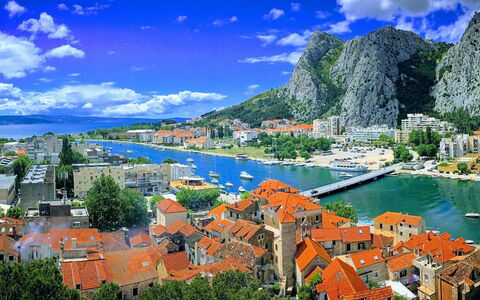 Omiš 135: Water, Zwemwater, Stad, Berg, Heuvel, Kust, Kust En Oceanic Landvormen, Toeristische Attractie, Menselijke Nederzetting, Zee
