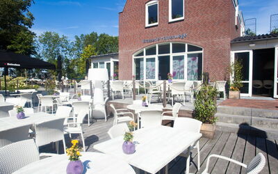 Halfweg 180: Eigendom, Huis, Gebouw, Huis, Onroerend Goed, Patio, Backyard, Werf, Restaurant, Interieur Ontwerp