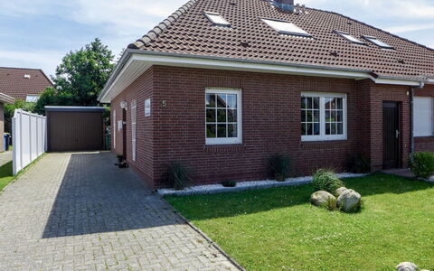Adda: Eigendom, Huis, Huis, Gebouw, Onroerend Goed, Woongebied, Verblijf, Dak, Land Lot, Landgoed