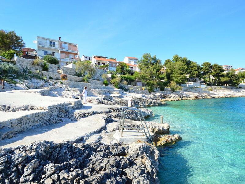 Trogir Okrug Gornji 313