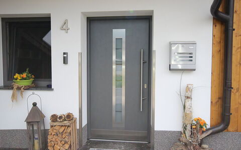 Aschau im Zillertal 490: Deur, Eigendom, Geel, Huis, Home Deur, Kamer, Gebouw, Huis, Facade, Venster
